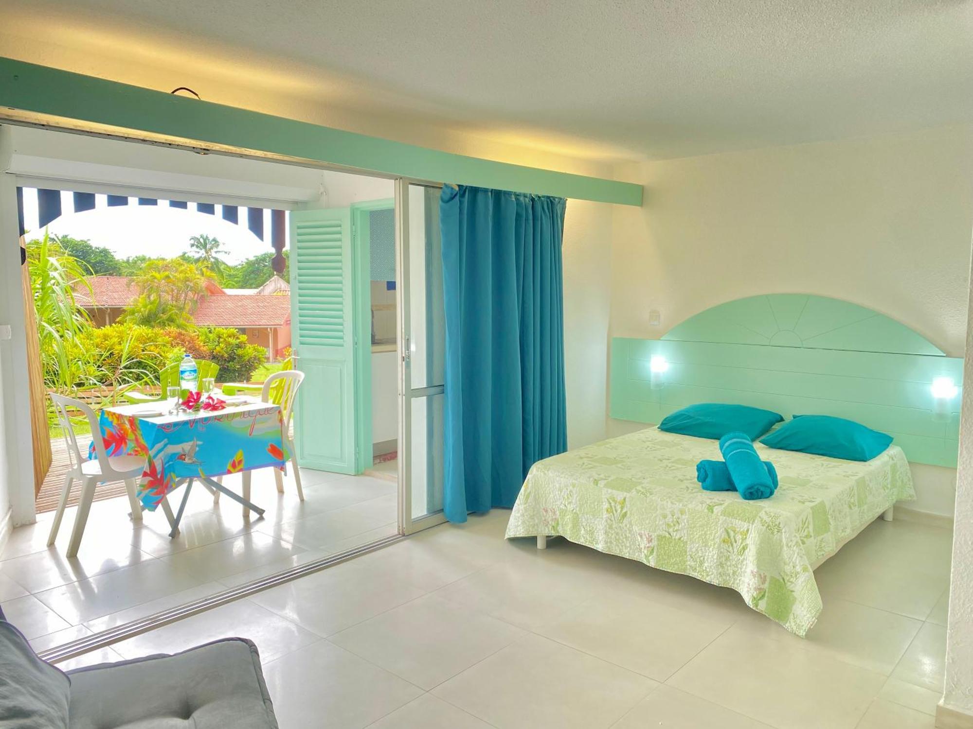 Studio Petite Plage - Pieds Dans L'Eau Sainte-Anne Luaran gambar